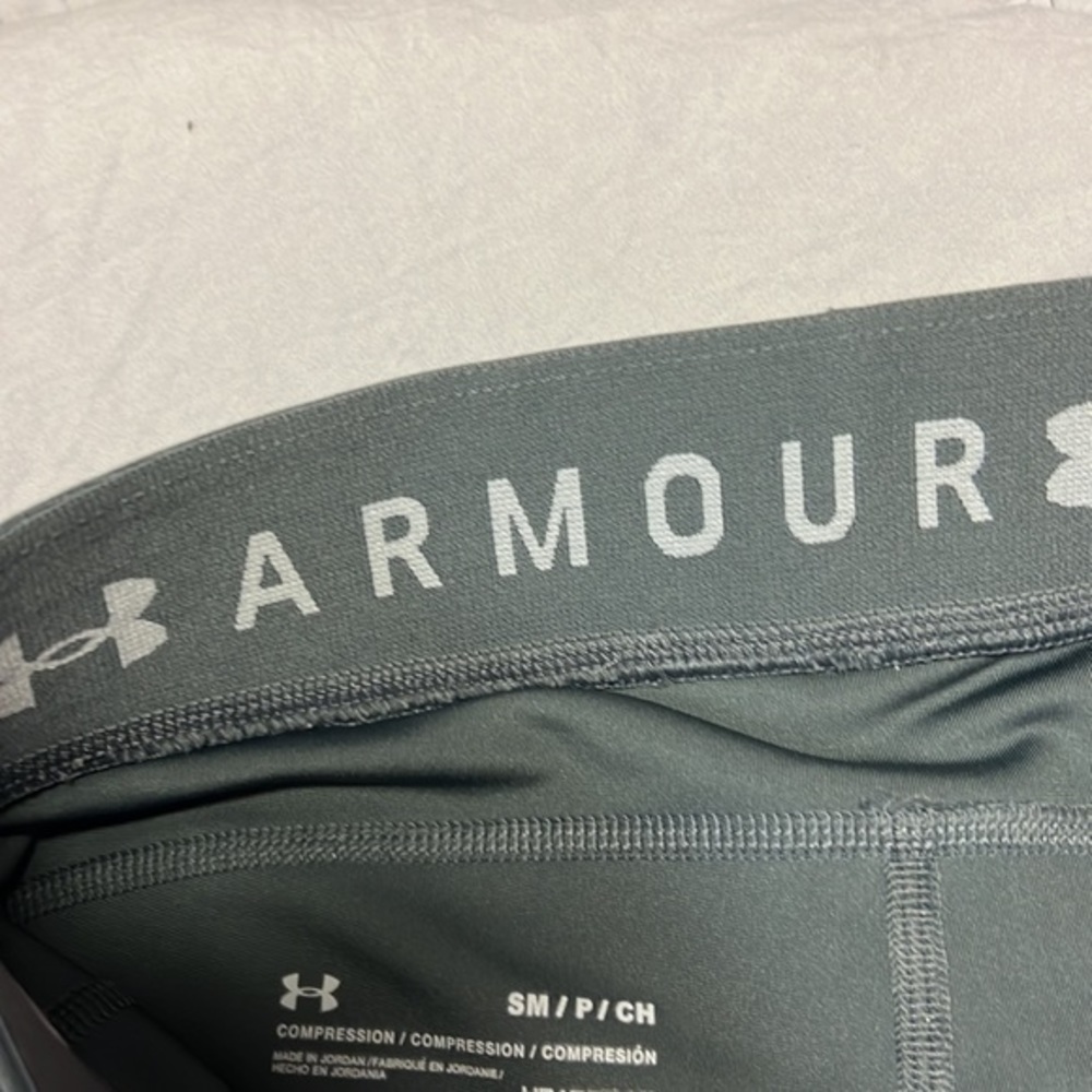 Under Armour - Picture 5 of 7